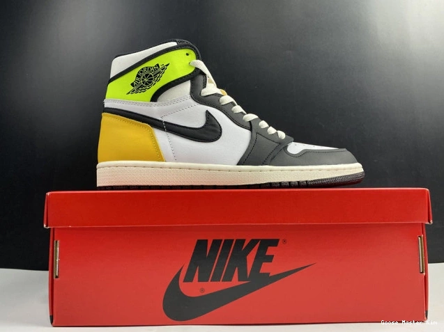 OG RETRO 555088-118 1 AIR 'VOLT JORDAN GOLD' HIGH 0722